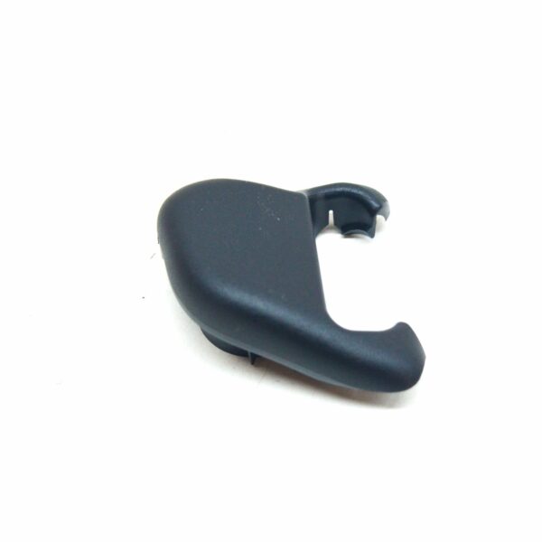 NEW MERCEDES-BENZ B W246 REAR RIGHT SEAT BELT LOWER COVER A2466890237 ORIGINAL - Image 5