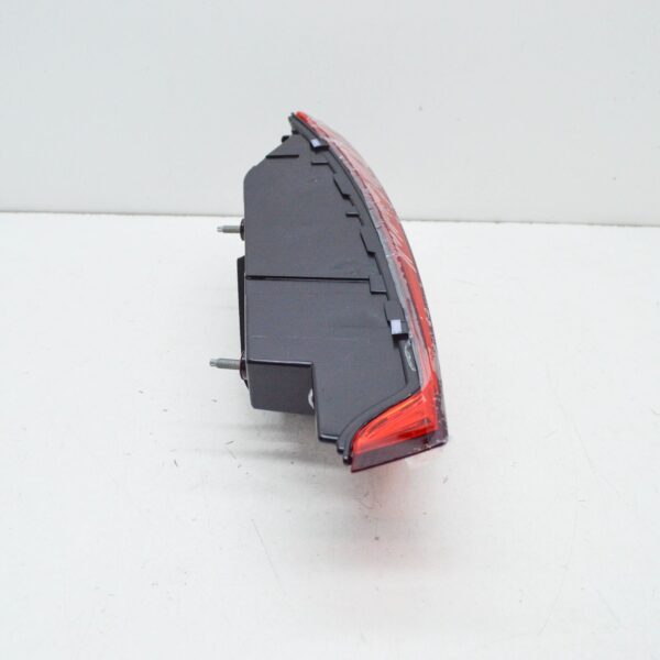 NEW AUDI Q3 F3 SPORTBACK RIGHT SIDE TRUNK BOOTLID TAILLIGHT 83A945076 - Image 7