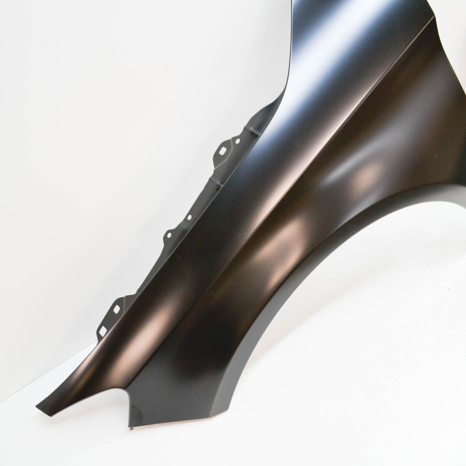 NEW MERCEDES-BENZ CLA COUPE C117 FRONT LEFT FENDER A1178810101 5 NEW MERCEDES-BENZ CLA COUPE C117 FRONT LEFT FENDER A1178810101 - Image 5