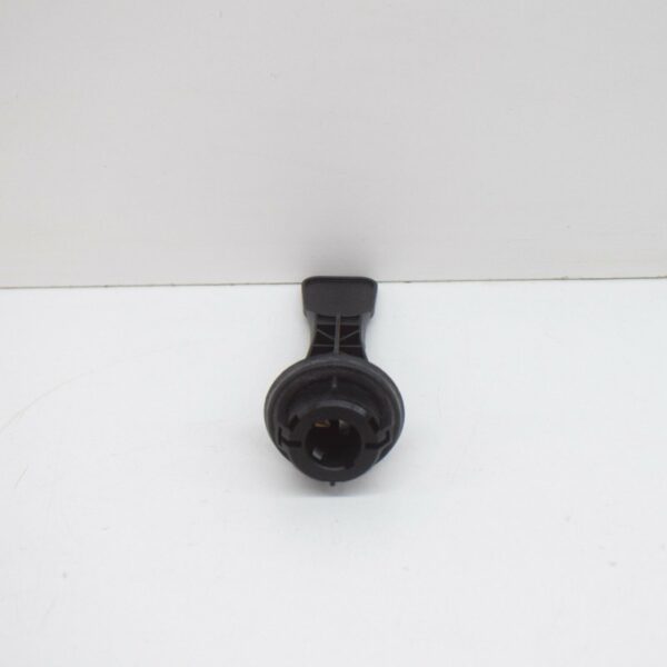 NEW VW CADDY 2K DAY LIGHT AND SIDE LIGHT BULB SOCKET MOUNTING 2K5953123B - Image 5