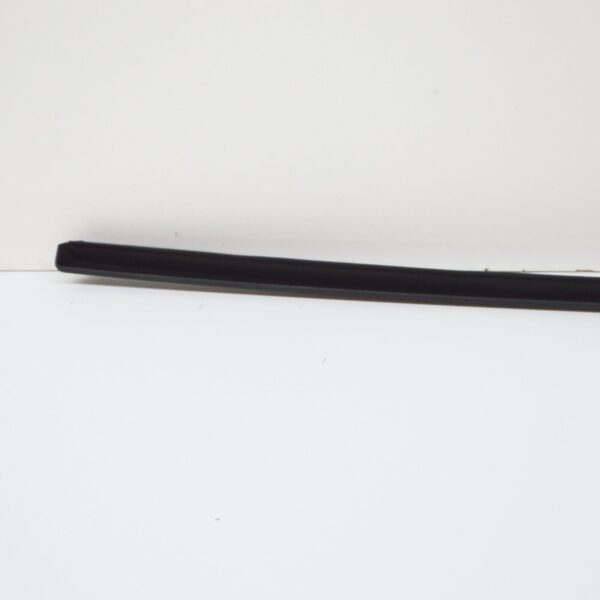 NEW AUDI A3 8V WINDSHIELD LEFT WATER DEFLECTOR TRIM STRIP 8V3854327C01C ORIGINAL - Image 5
