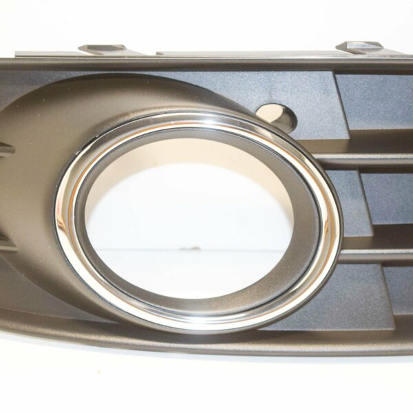 NEW AUDI A3 8P LEFT FOG LIGHT GRILLE 8P0807681M9B9 8P0807681M 9B9 2011 - Image 7