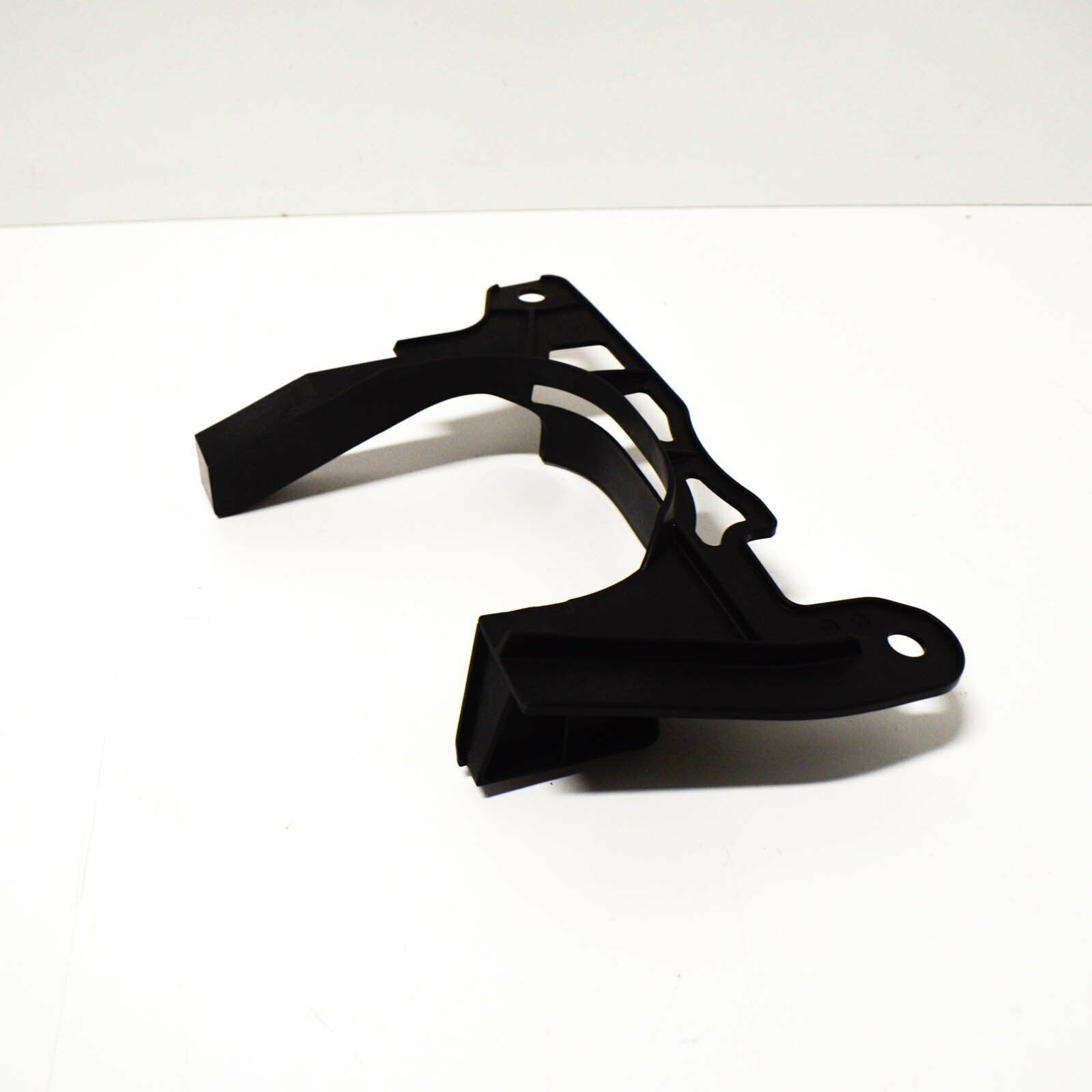 NEW AUDI A4 B9 ALLROAD LEFT RADIATOR SUPPORT SPLASH SHIELD 8W0863187A ORIGINAL 5 NEW AUDI A4 B9 ALLROAD LEFT RADIATOR SUPPORT SPLASH SHIELD 8W0863187A ORIGINAL - Image 5