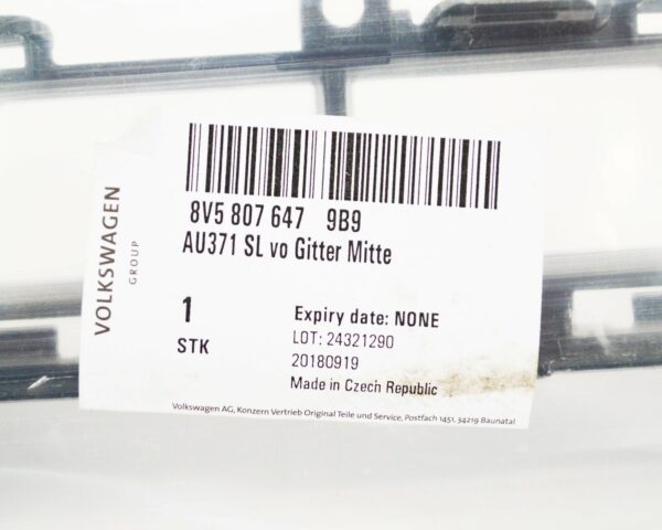 NEW AUDI A3 8V FRONT LOWER CENTER GRILLE 8V58076479B9 - Image 7