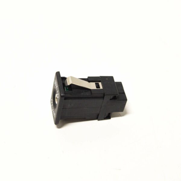 NEW VOLKSWAGEN BEETLE CONVERTIBLE CC EOS GOLF R32 GTI AUX-IN SOCKET 5M0035724 - Image 5