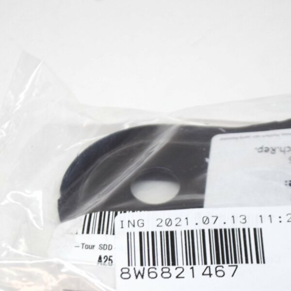 NEW AUDI A5 8W6 FRONT LEFT FENDER BRACKET 8W6821467 ORIGINAL - Image 5