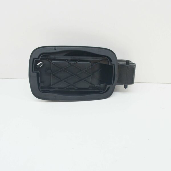 NEW AUDI A3 8V FUEL TANK FILLER FLAP INSERT 8V5809906B - Image 7