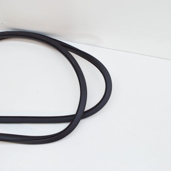 NEW MERCEDES-BENZ GLE W167 FRONT DOOR EDGE GUARD A1676971800 ORIGINAL - Image 5