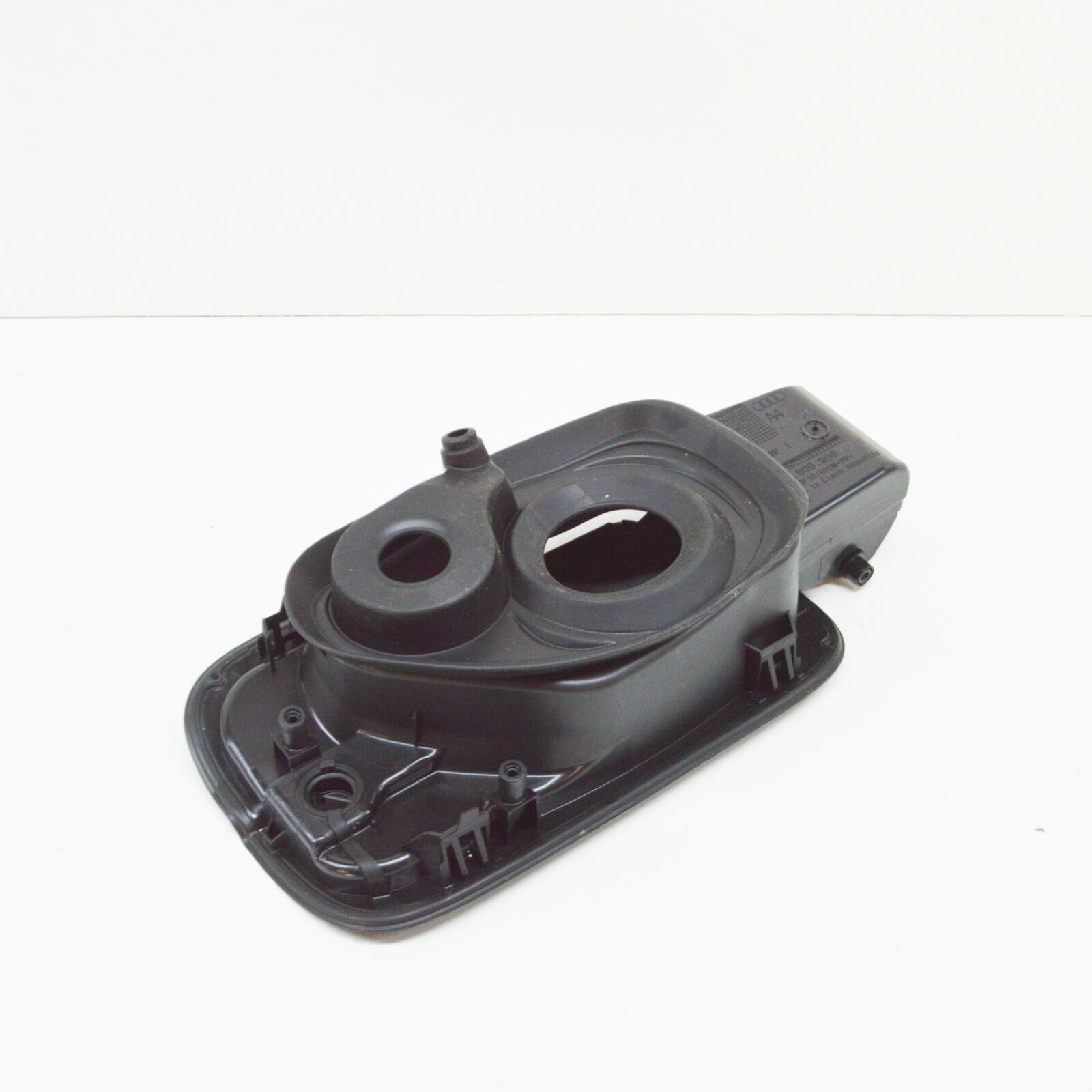 NEW AUDI A4 B9 FUEL TANK FLAP 8W0809906A 7 NEW AUDI A4 B9 FUEL TANK FLAP 8W0809906A - Image 7
