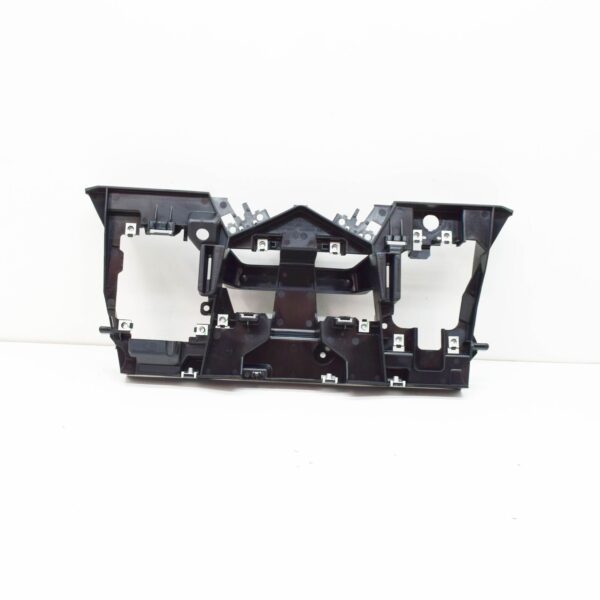 NEW AUDI E-TRON GT FRONT DRIVER ASSISTANCE BRACKET 4J3907390 ORIGINAL - Image 5