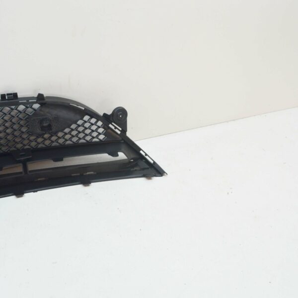 NEW MB E W213 AMG FRONT BUMPER CENTER LOWER GRILLE A2138856900 - Image 5