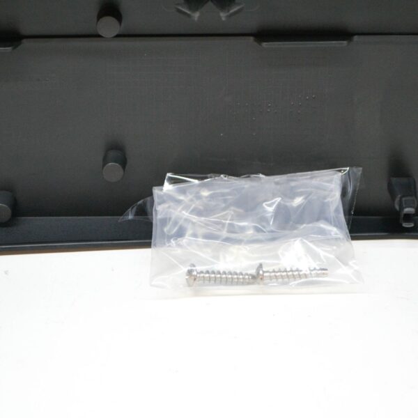 NEW MB GLC X253 FRONT BUMPER LICENSE PLATE HOLDER A2538802102 ORIGINAL - Image 5