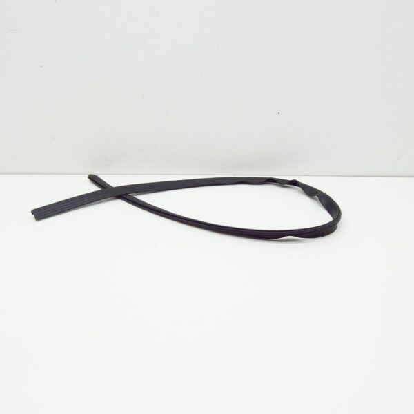 NEW VW TOUAREG 7P REAR SUNROOF GLASS SEAL 7P0877913 ORIGINAL - Image 5