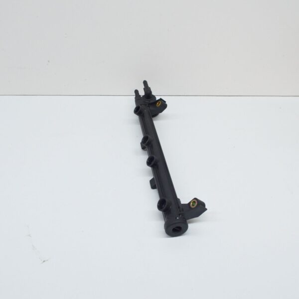 NEW VOLKSWAGEN BEETLE 9C FUEL RAIL 06A133317R - Image 5