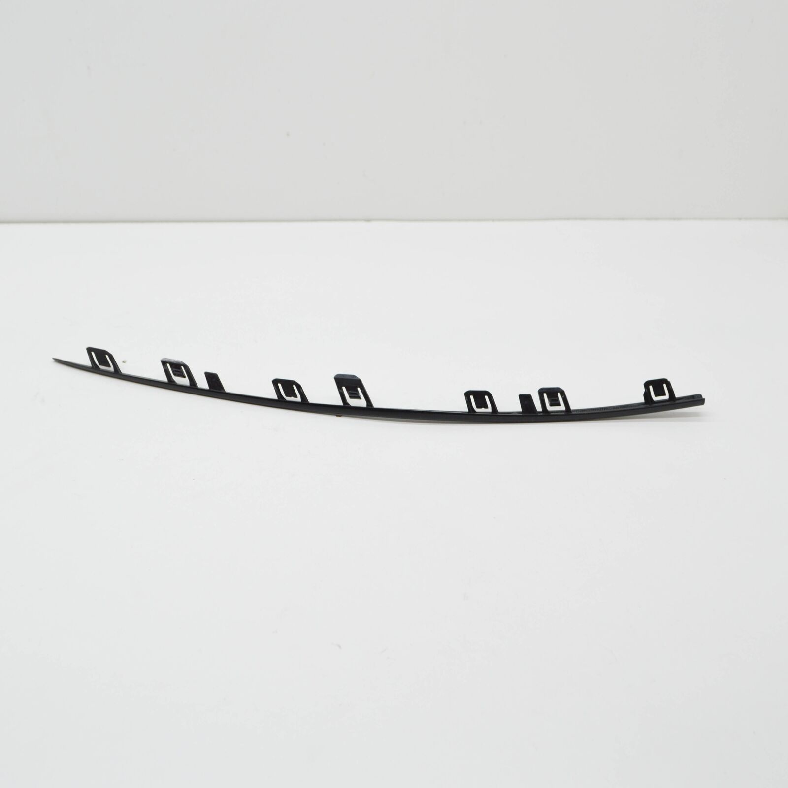 NEW MERCEDES-BENZ C W206 AMG FRONT BUMPER LEFT LOWER TRIM A2068854302 ORIGINAL 5 NEW MERCEDES-BENZ C W206 AMG FRONT BUMPER LEFT LOWER TRIM A2068854302 ORIGINAL - Image 5