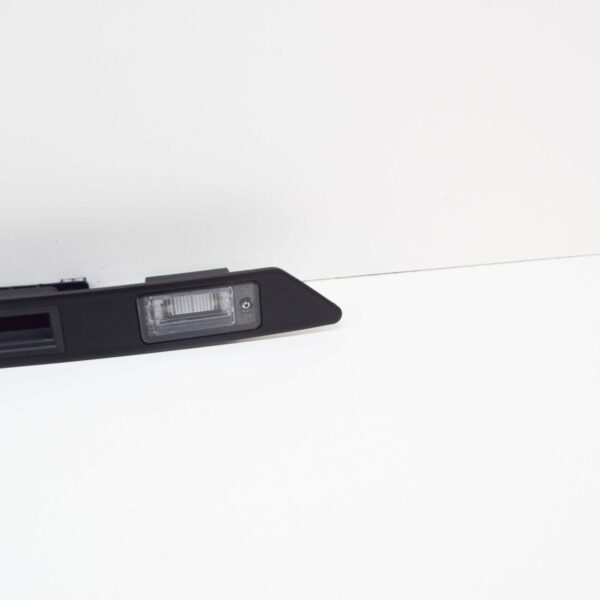 NEW AUDI A3 8P REAR LID GRIP MOLDING 8P48275743FZ - Image 7