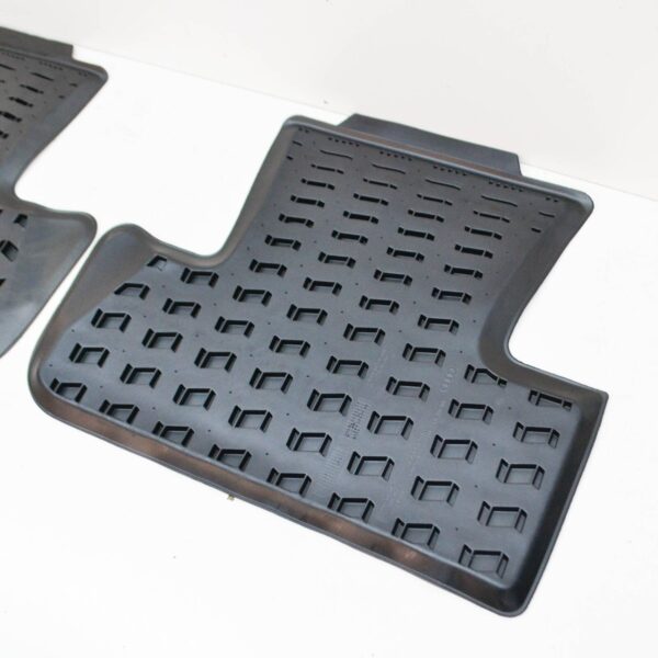 NEW AUDI Q5 8R REAR FLOOR MATS ALL WEATHER 8R0061511041 - Image 7