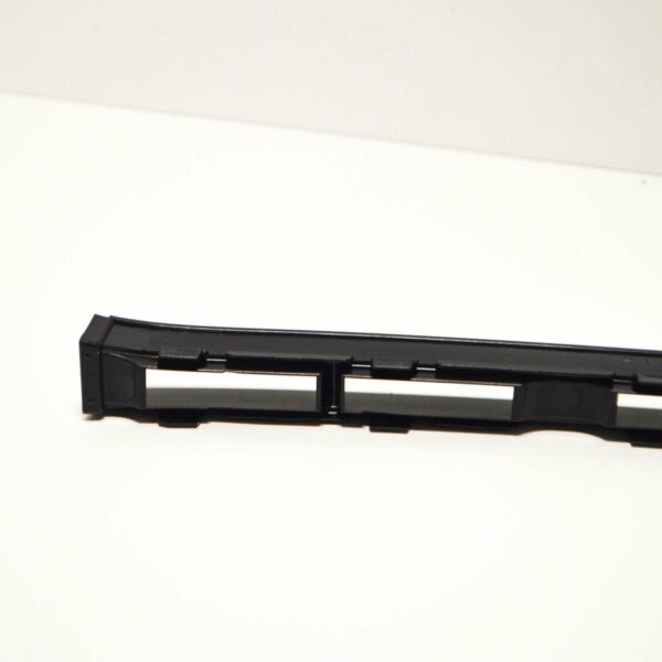 NEW AUDI TT 8J FRONT BUMPER LOWER CENTER GRILLE 8J0807697F - Image 7