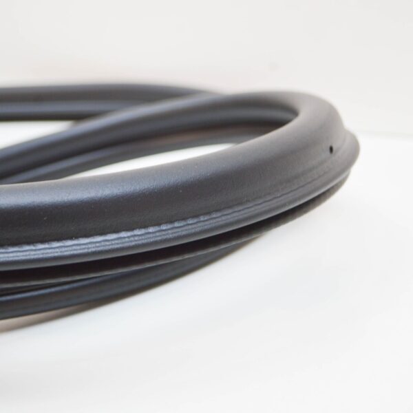 NEW AUDI TT 8J COUPE REAR LID SEAL 8J8827705A - Image 7
