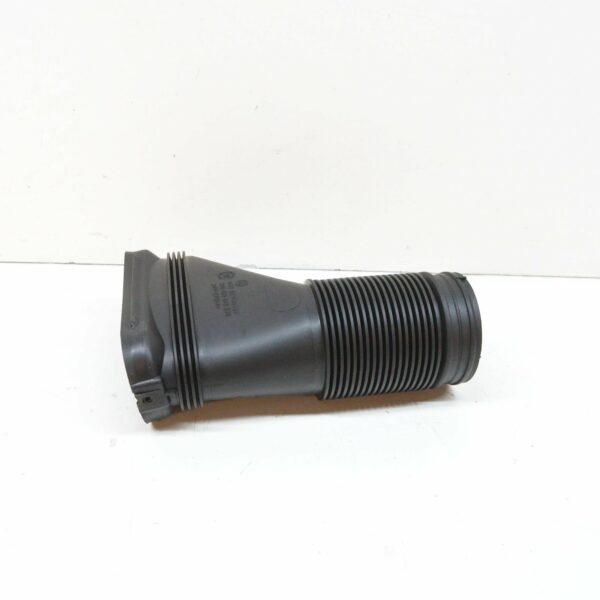 NEW AUDI A3 8P AIR INTAKE DUCT 1K0129618BM - Image 7