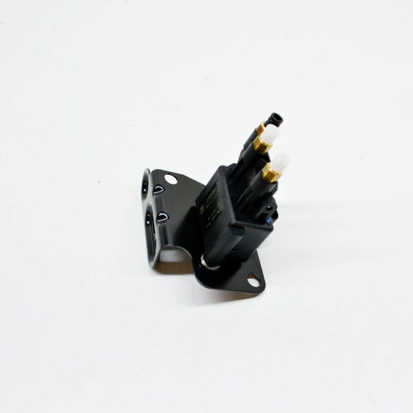 NEW MB E S212 COMPRESSOR REAR END CENTER ASSEMBLY VALVE UNIT A2123200758 - Image 5