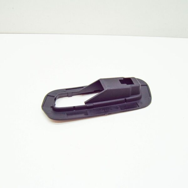 NEW VW GOLF VI 5K MK6 FRONT RIGHT SIDE MARKER LIGHT BRACKET 1K5945568 ORIGINAL - Image 5