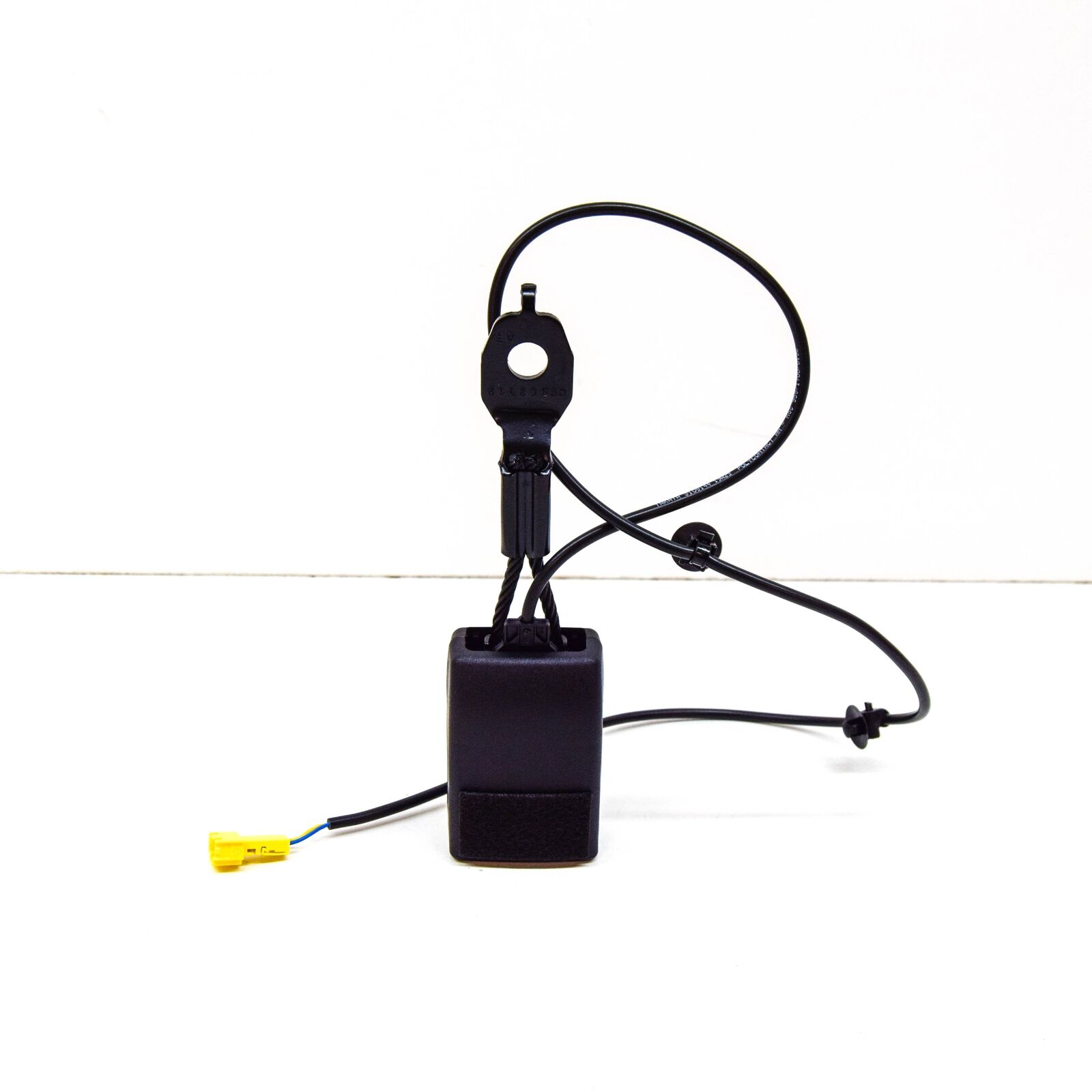 NEW MERCEDES-BENZ CLA C117 FRONT LEFT SEAT BELT LOCK A24686009009051 ORIGINAL 5 NEW MERCEDES-BENZ CLA C117 FRONT LEFT SEAT BELT LOCK A24686009009051 ORIGINAL - Image 5