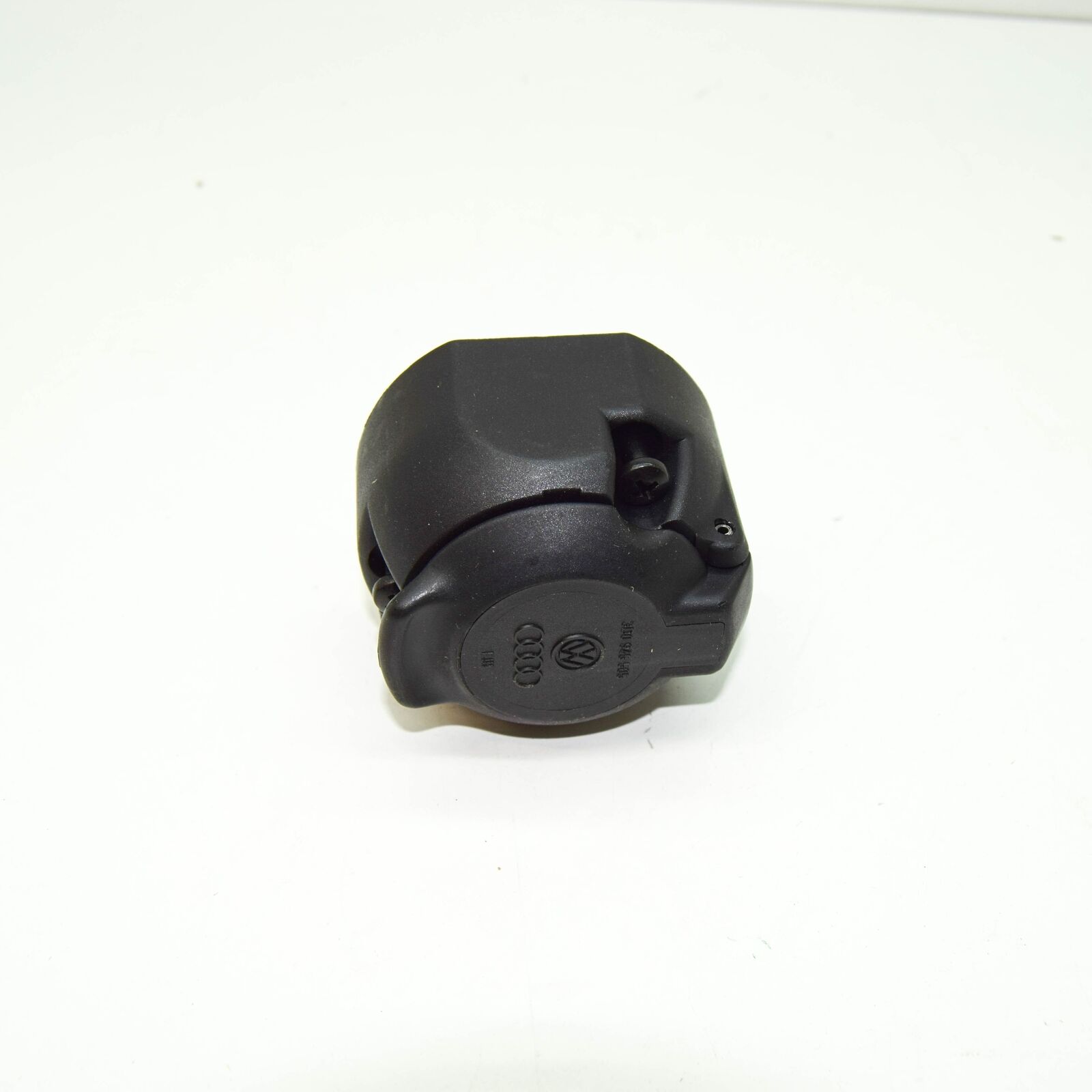 NEW AUDI A4 B8 TRAILER TOWING SOCKET HOUSING 13 PIN 3D0945505 ORIGINAL 5 NEW AUDI A4 B8 TRAILER TOWING SOCKET HOUSING 13 PIN 3D0945505 ORIGINAL - Image 5