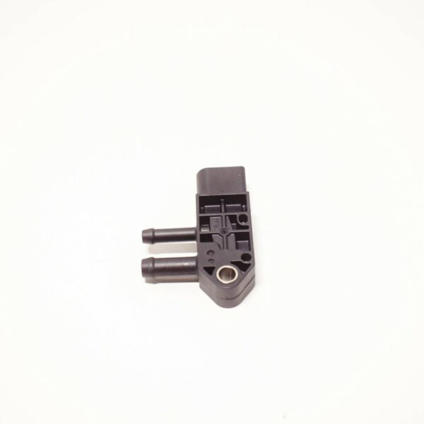 NEW AUDI Q3 8U DIESEL PARTICULATE FILTER PRESSURE SENSOR 076906051B 2016 - Image 7