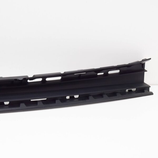 NEW MB CLS C257 FRONT BUMPER LOWER CENTER TRIM MOLDING A2578857704 ORIGINAL - Image 5