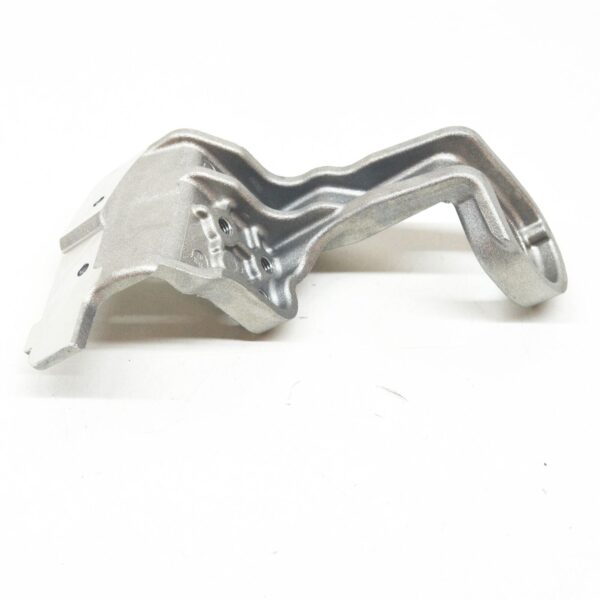 NEW MB E W213 FRONT RIGHT LOWER RADIATOR BRACKET MOUNT A2135052200 ORIGINAL - Image 5