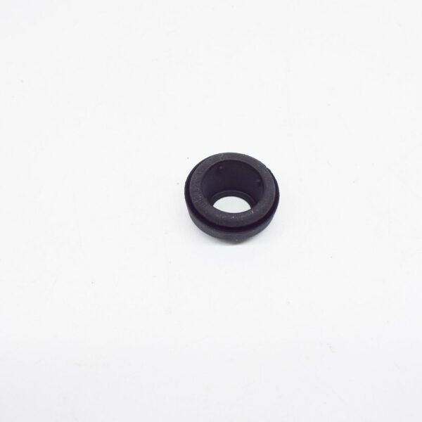 NEW BMW X5 E53 REAR WINDOW WIPER ARM GROMMET 61628244453 8244453 ORIGINAL - Image 5