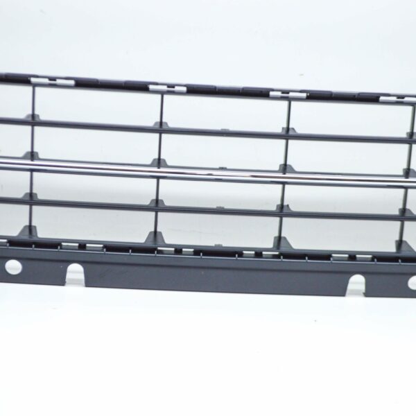 NEW VOLKSWAGEN BEETLE A5 FRONT BUMPER LOWER GRILLE 5C5853671SZLL ORIGINAL - Image 5