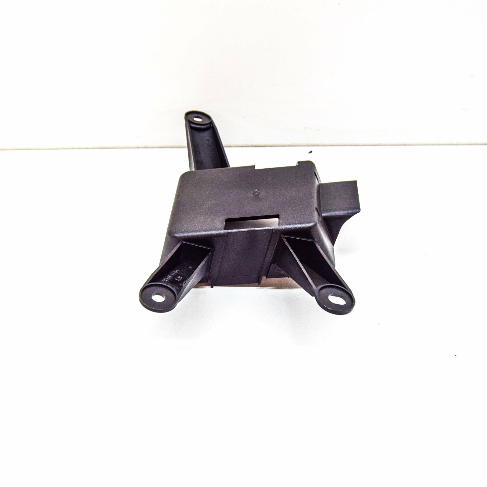 NEW AUDI A4 B8 OPENING GARAGE DOOR CONTROL UNIT BRACKET 8K0907179A ORIGINAL 5 NEW AUDI A4 B8 OPENING GARAGE DOOR CONTROL UNIT BRACKET 8K0907179A ORIGINAL - Image 5