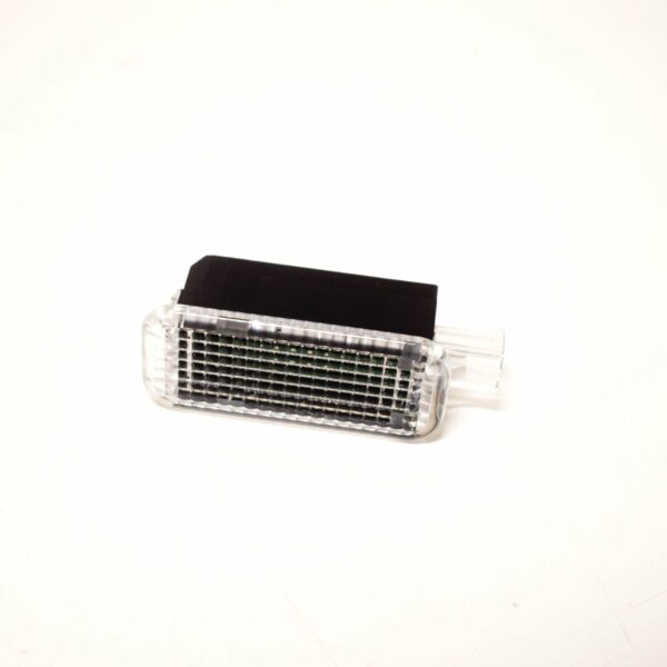 NEW AUDI A1 MK1 FOOTWELL INTERIOR LIGHT 8J0947409 ORIGINAL - Image 5