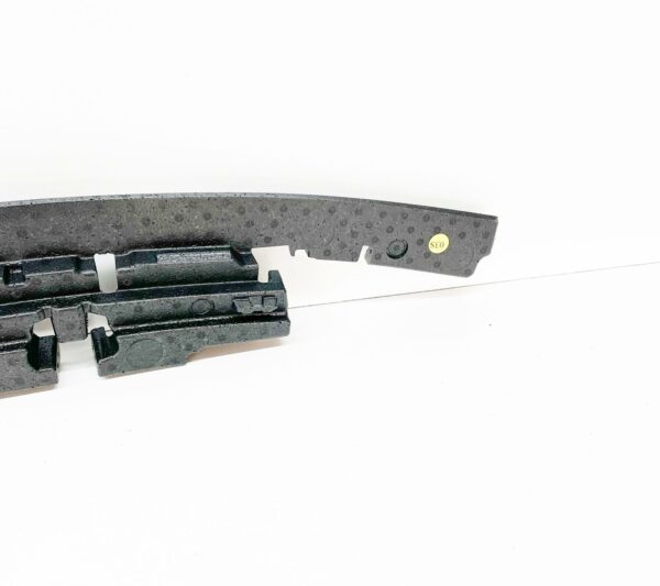 NEW AUDI E-TRON GT FRONT BUMPER FOAM STRIP 4J3807550A ORIGINAL - Image 5