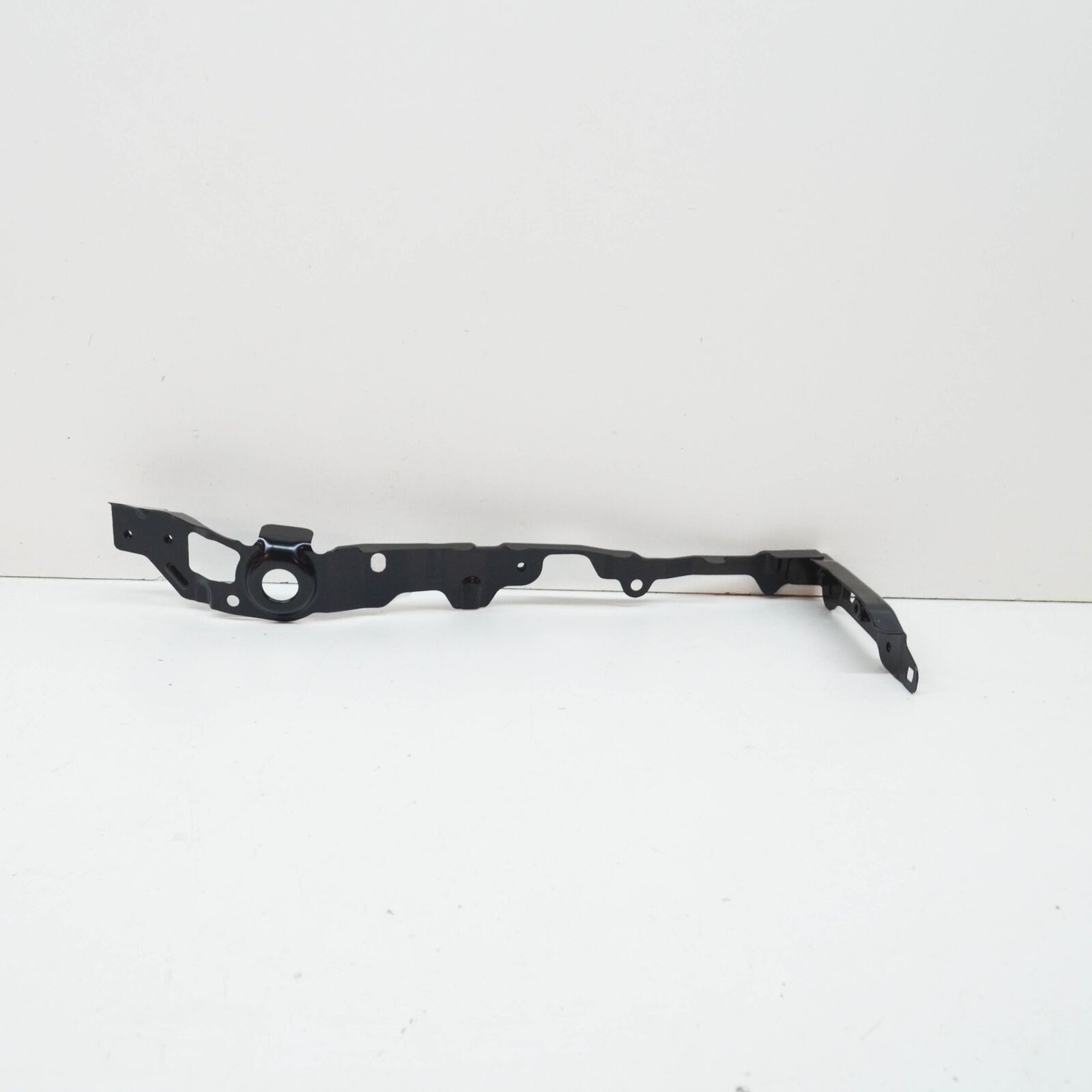 NEW AUDI A5 CABRIO 8W6 FRONT RIGHT FENDER HOLDER 8W6809076A ORIGINAL 5 NEW AUDI A5 CABRIO 8W6 FRONT RIGHT FENDER HOLDER 8W6809076A ORIGINAL - Image 5