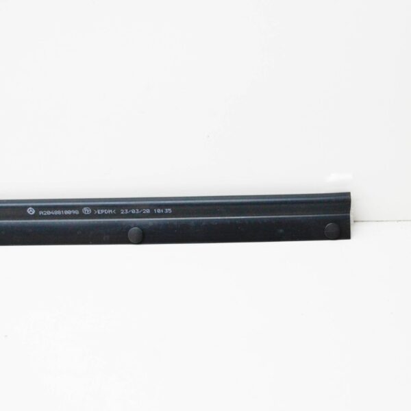 NEW MERCEDES-BENZ C W204 FRONT CENTER HOOD SEAL A2048810098 ORIGINAL - Image 5
