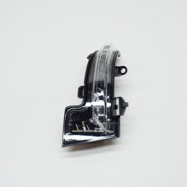 NEW SKODA OCTAVIA MK3 5E FRONT LEFT DOOR MIRROR TURN INDICATOR 5E0949101 - Image 5