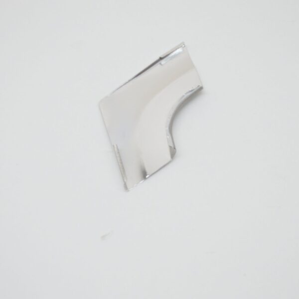 NEW MERCEDES-BENZ SL R107 WINDSHIELD RIGHT BOTTOM MOLDING A1076712230 - Image 5