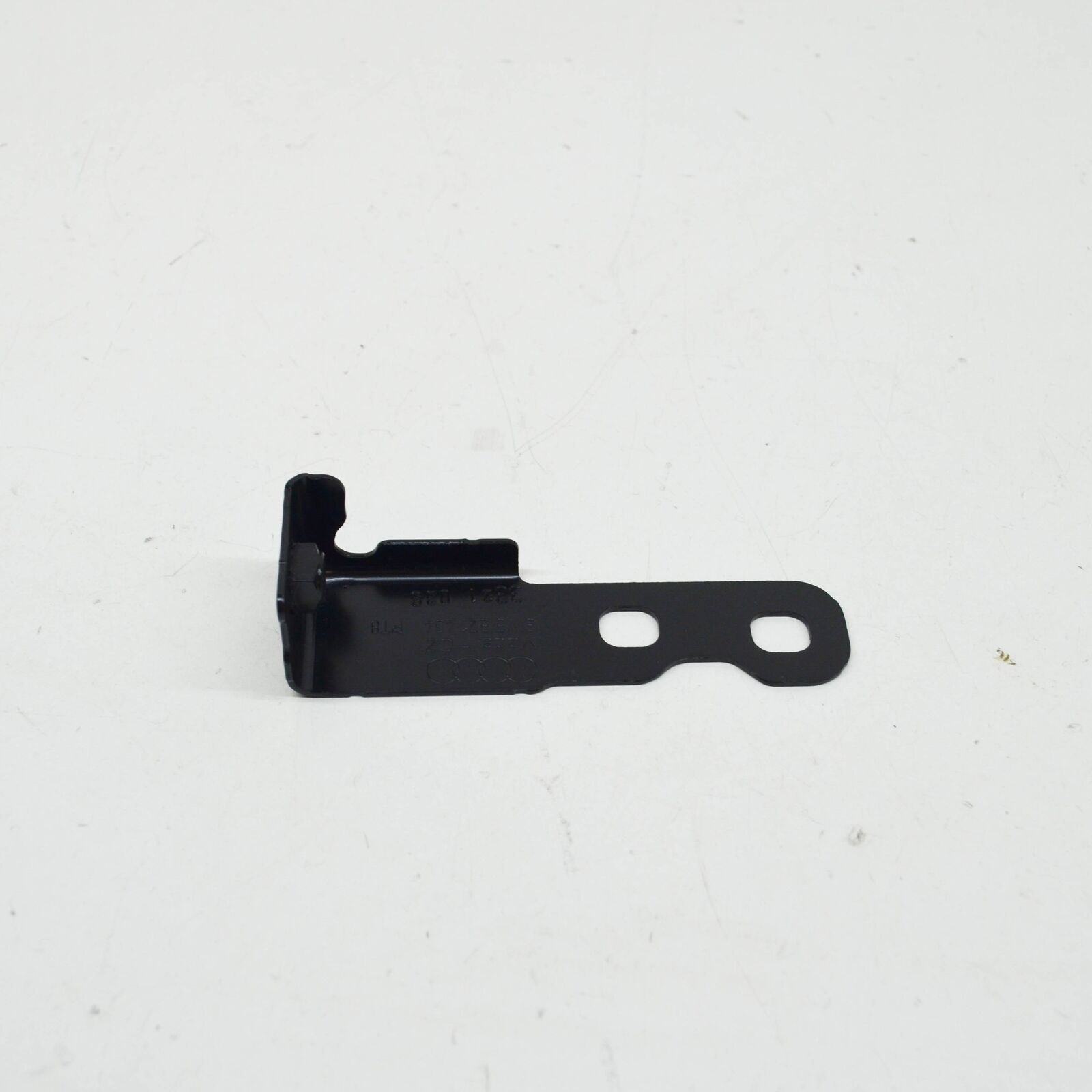 NEW AUDI A5 8W6 FRONT RIGHT FENDER REAR BRACKET 8W6821434 ORIGINAL 5 NEW AUDI A5 8W6 FRONT RIGHT FENDER REAR BRACKET 8W6821434 ORIGINAL - Image 5