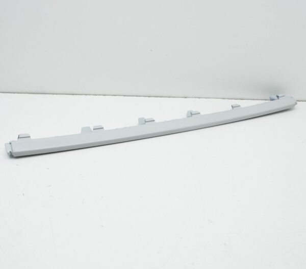 NEW VW TIGUAN AD FRONT BUMPER CENTER VENT GRILLE TRIM 5NA853211FGRU - Image 7