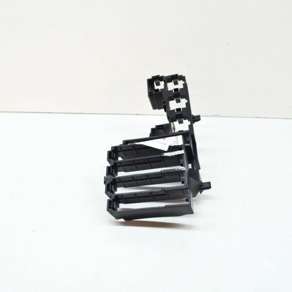 NEW AUDI A4 B8 ALLROAD RIGHT REAR FUSE HOLDER 8K0971845A ORIGINAL - Image 5