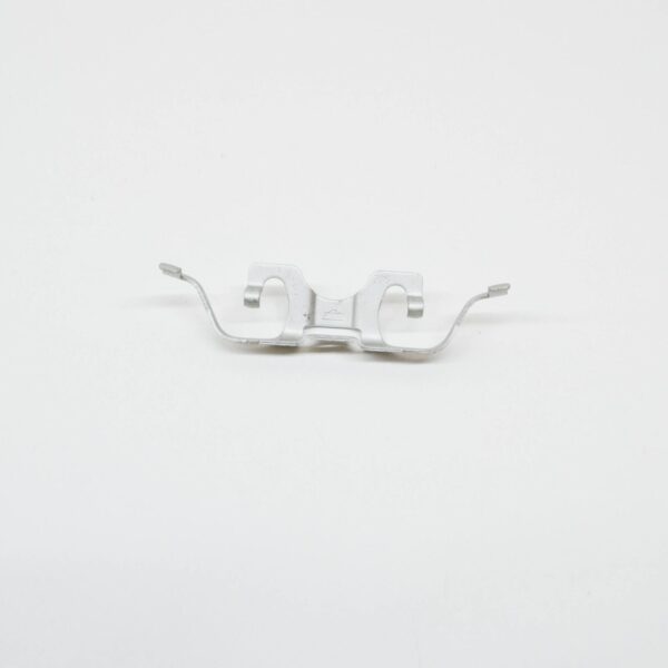 NEW MERCEDES-BENZ C W205 REAR BRAKE PAD SPRING CLIP A0009937807 ORIGINAL - Image 5