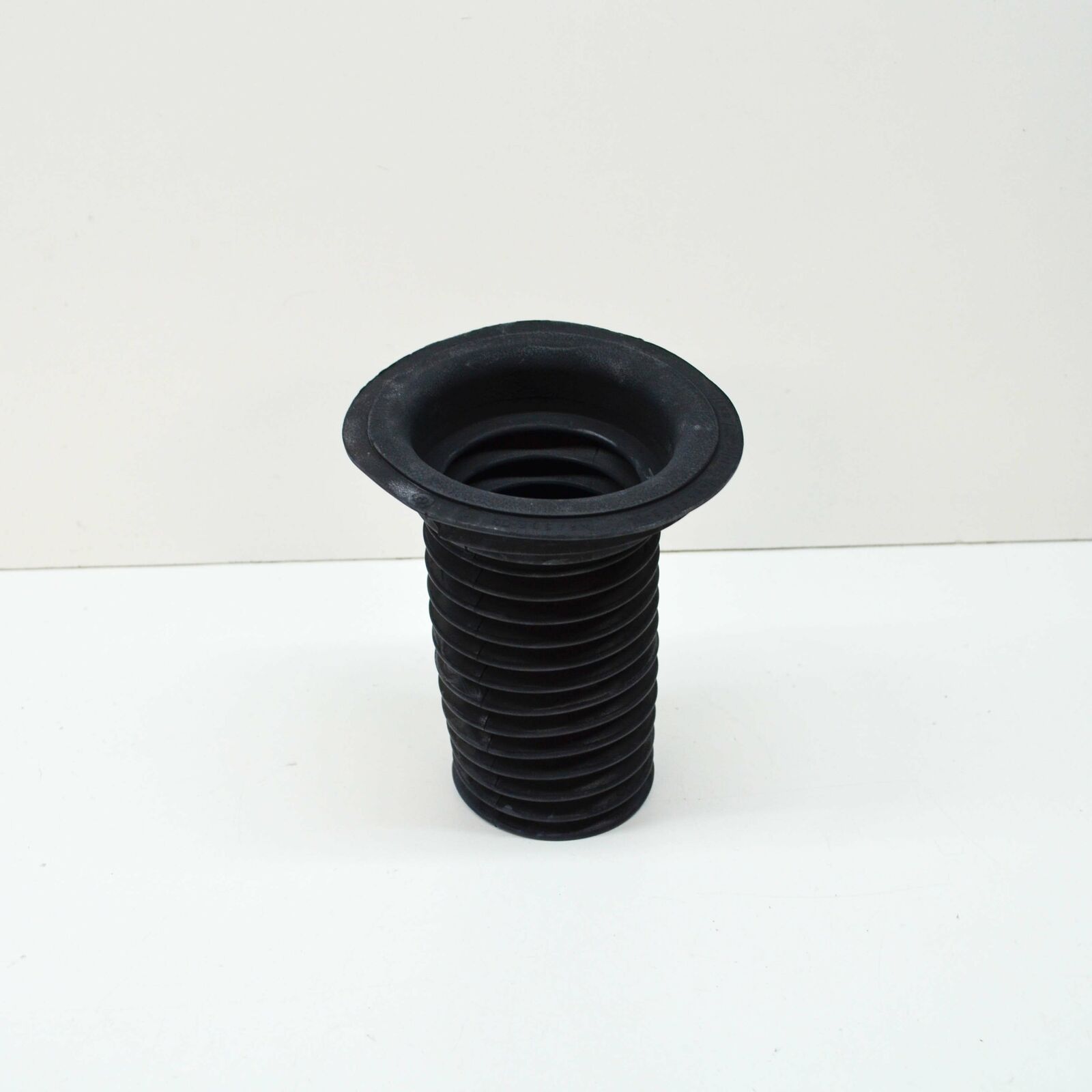 NEW BMW I3 I01 FRONT TOP SPRING PAD PROTECTIVE TUBE 31336852223 ORIGINAL 5 NEW BMW I3 I01 FRONT TOP SPRING PAD PROTECTIVE TUBE 31336852223 ORIGINAL - Image 5