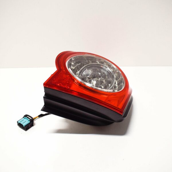 NEW VOLKSWAGEN EOS REAR LEFT OUTER TAILLIGHT 1Q0945095H ORIGINAL - Image 5