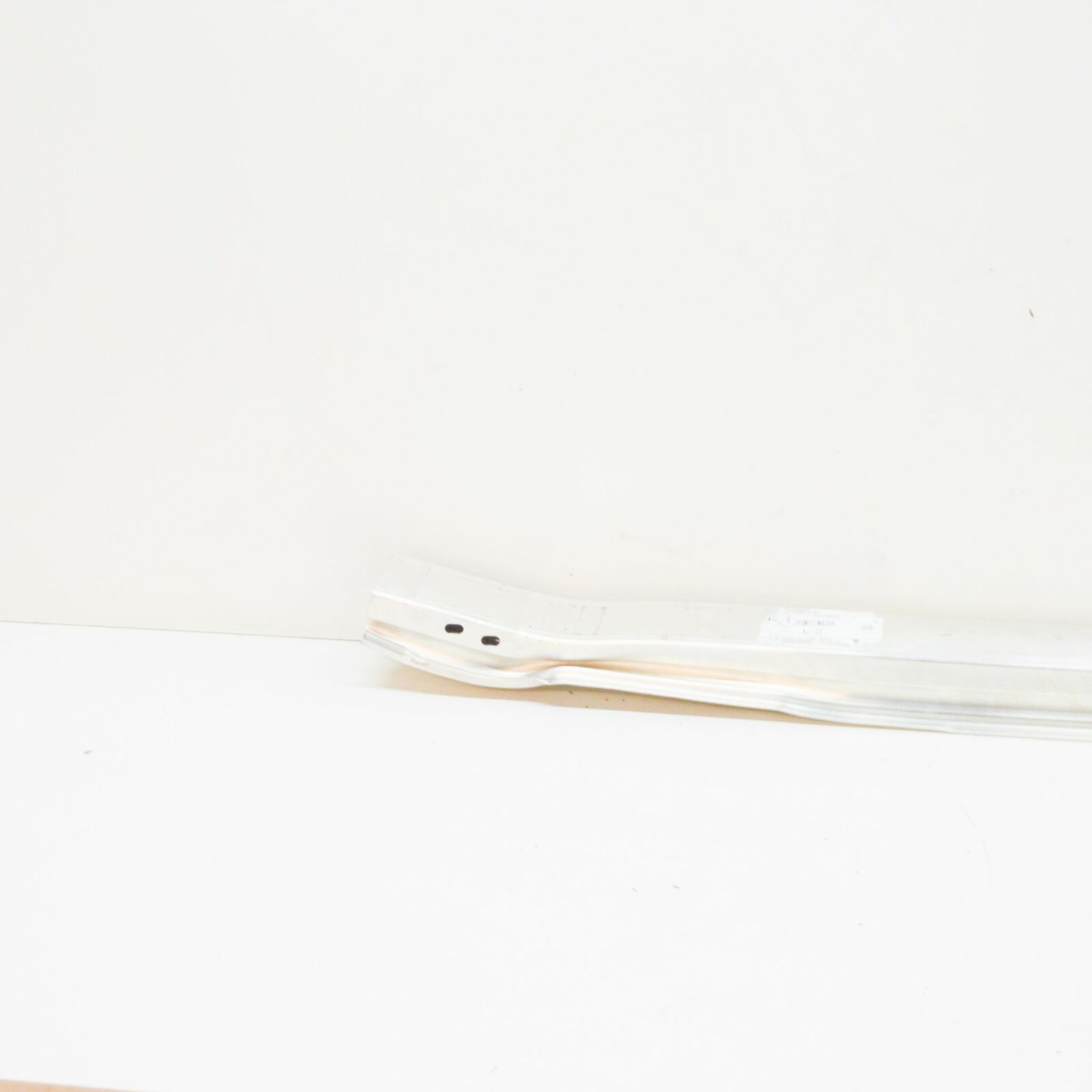 NEW AUDI A5 SPORTBACK 8T FRONT BUMPER IMPACT BAR 8K0807113G ORIGINAL 7 NEW AUDI A5 SPORTBACK 8T FRONT BUMPER IMPACT BAR 8K0807113G ORIGINAL - Image 7