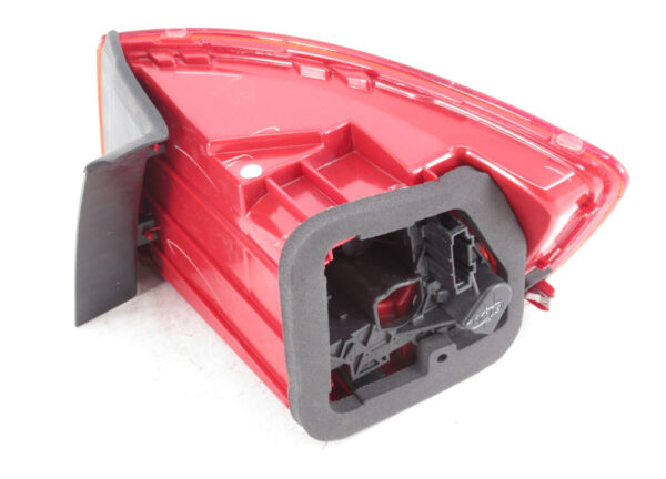 NEW VOLKSWAGEN JETTA A6 REAR LEFT OUTER TAILLIGHT 5C6945095D - Image 7