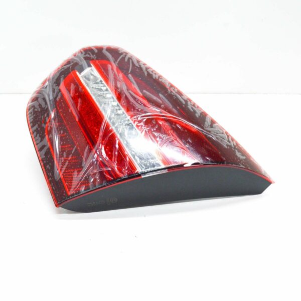 NEW MERCEDES-BENZ GLA X156 REAR RIGHT INNER TAIL LIGHT A1569068800 - Image 5