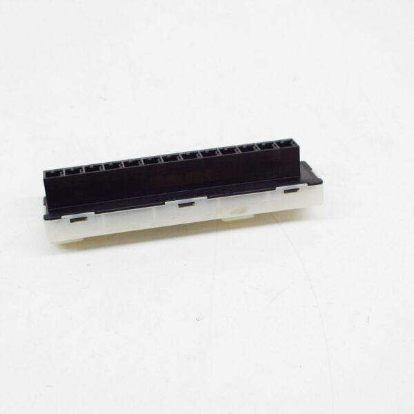 NEW MERCEDES-BENZ C W204 DISTRIBUTOR BLOCK A0045468040 ORIGINAL - Image 5